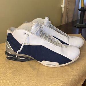 Nike Shox Men’s athletic shoe